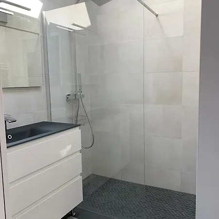 Maison Recente De 5 Avec Piscine Willa *