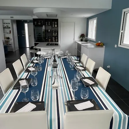 Maison Recente De 5 Avec Piscine Willa
