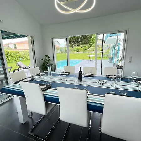 Maison Recente De 5 Avec Piscine