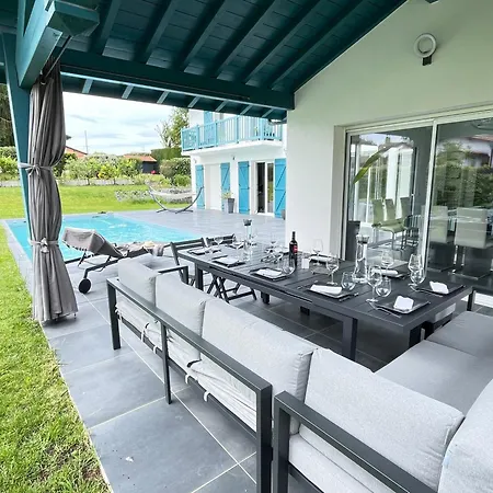 Willa Maison Recente De 5 Avec Piscine Arcangues